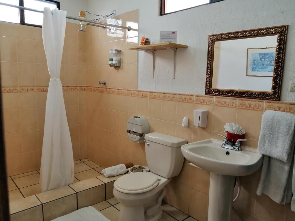 Novohostal B&B Guatemala-Stad Buitenkant foto