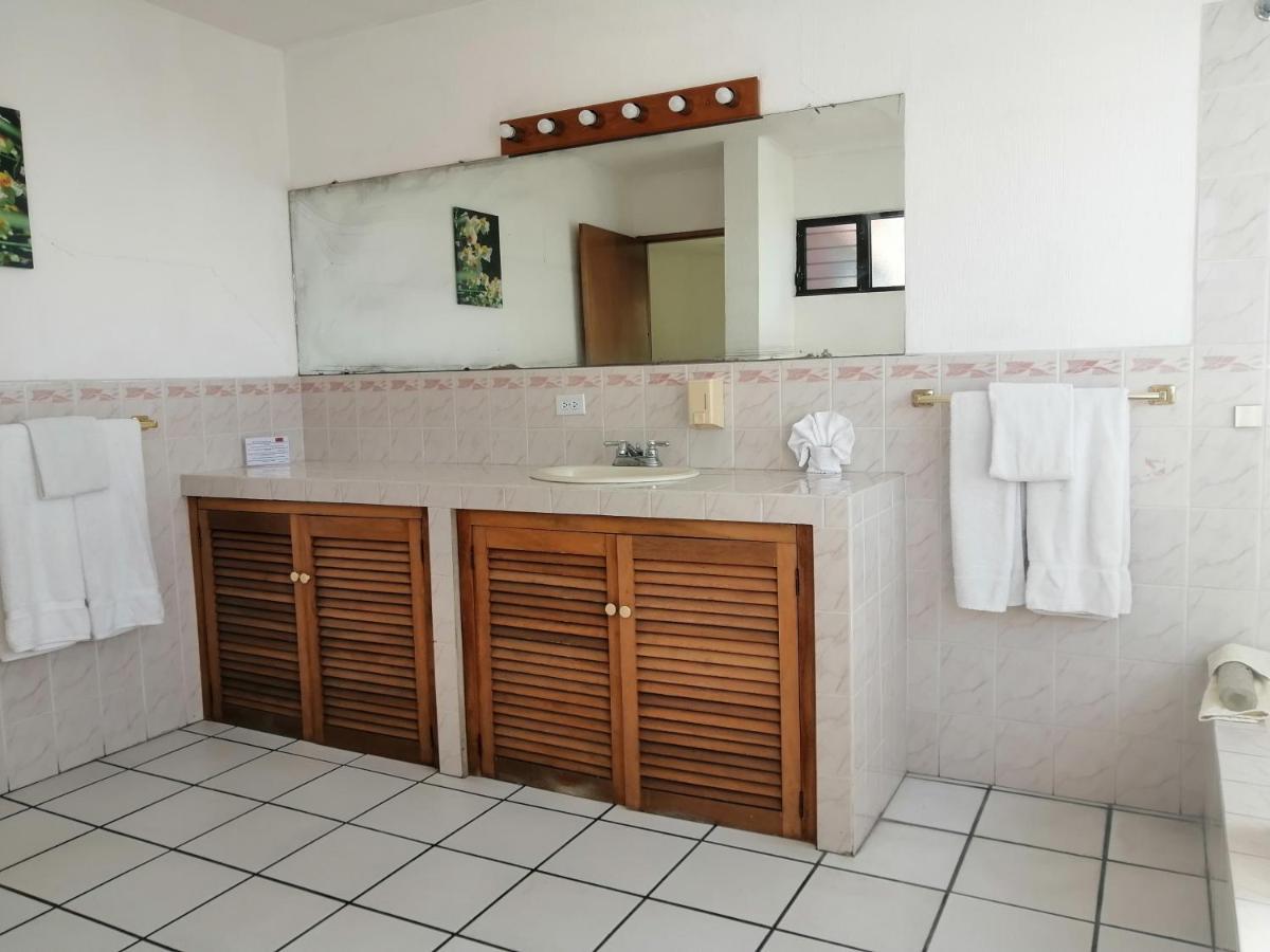 Novohostal B&B Guatemala-Stad Buitenkant foto