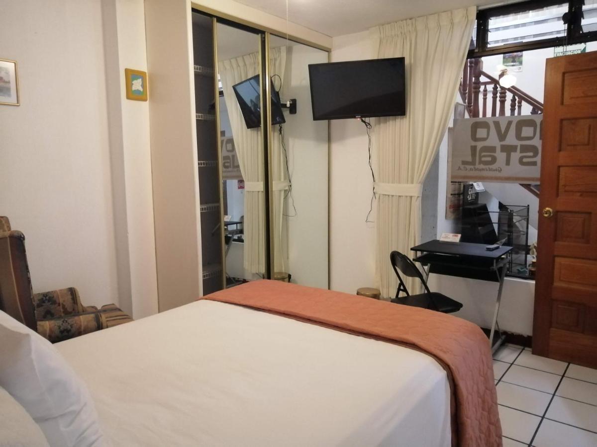 Novohostal B&B Guatemala-Stad Buitenkant foto