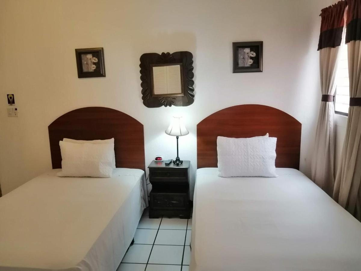 Novohostal B&B Guatemala-Stad Buitenkant foto
