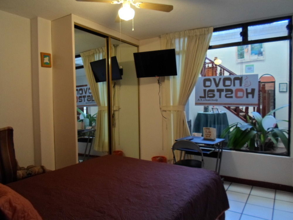 Novohostal B&B Guatemala-Stad Buitenkant foto