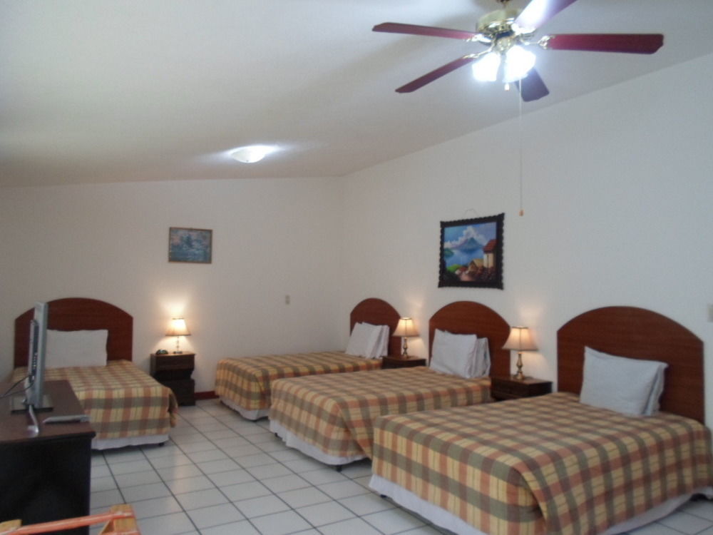 Novohostal B&B Guatemala-Stad Buitenkant foto